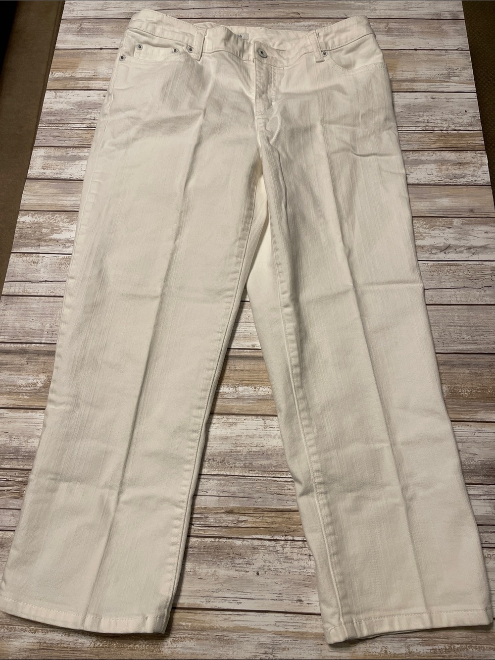 liz & co. Women's Straight-Leg Jeans in Ivory White